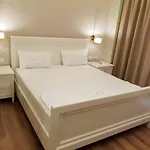 Crystal Hotel Durres