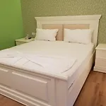 Crystal Hotel Durres