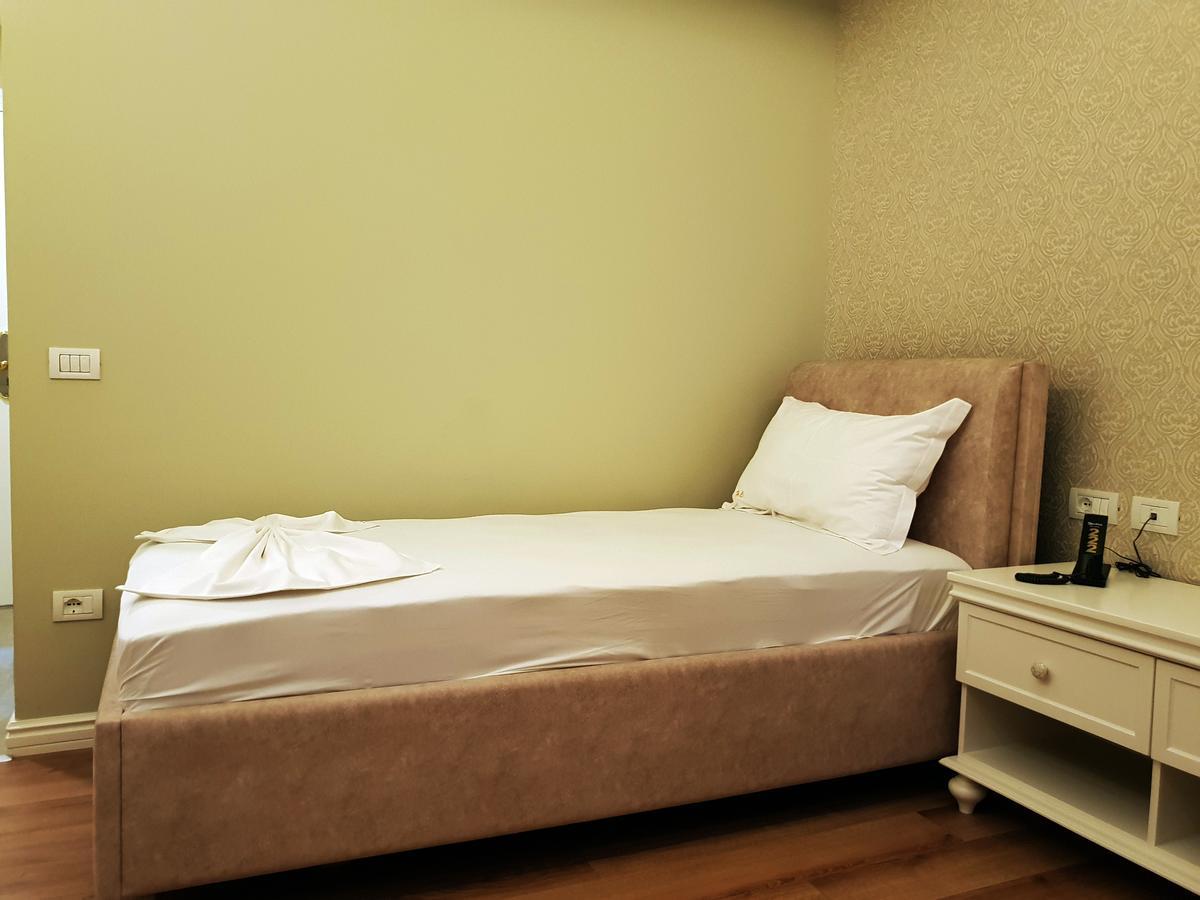 Hotel Crystal *